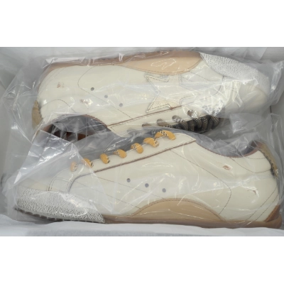 Golden Goose True Star 02