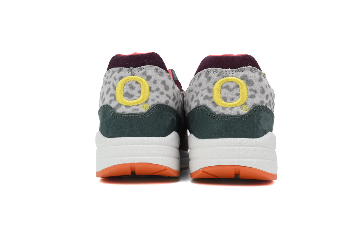 Division Street Nike Air Max 1 Luxe Oregon Ducks PE HQ2639100