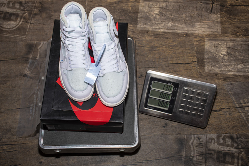 OFF WHITE   Air Jordan 1 AQ0818-100 White