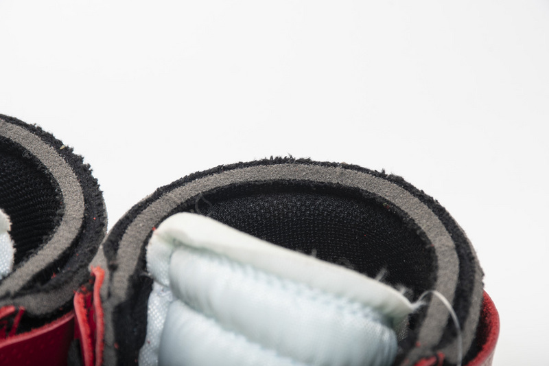 OFF WHITE  Air Jordan 1 High OG 10X