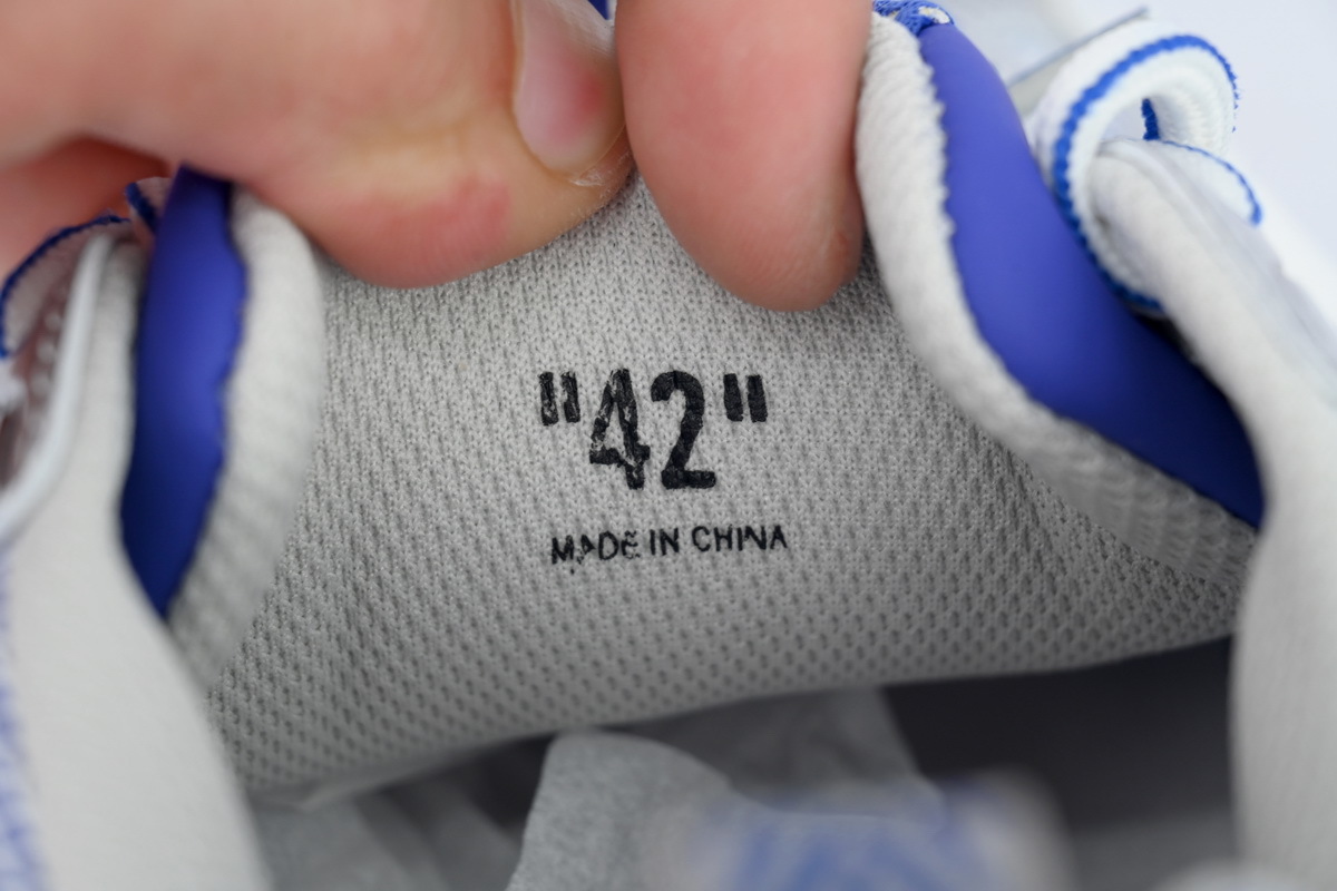 OMIA295S25 FAB00 47247 FF-WHITE Out Of White Blue