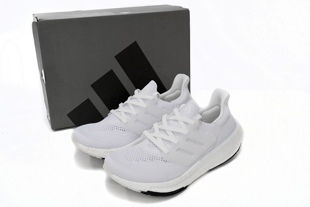 Adidas Ultra Boost 2023 LIGHT Black And White GY9350