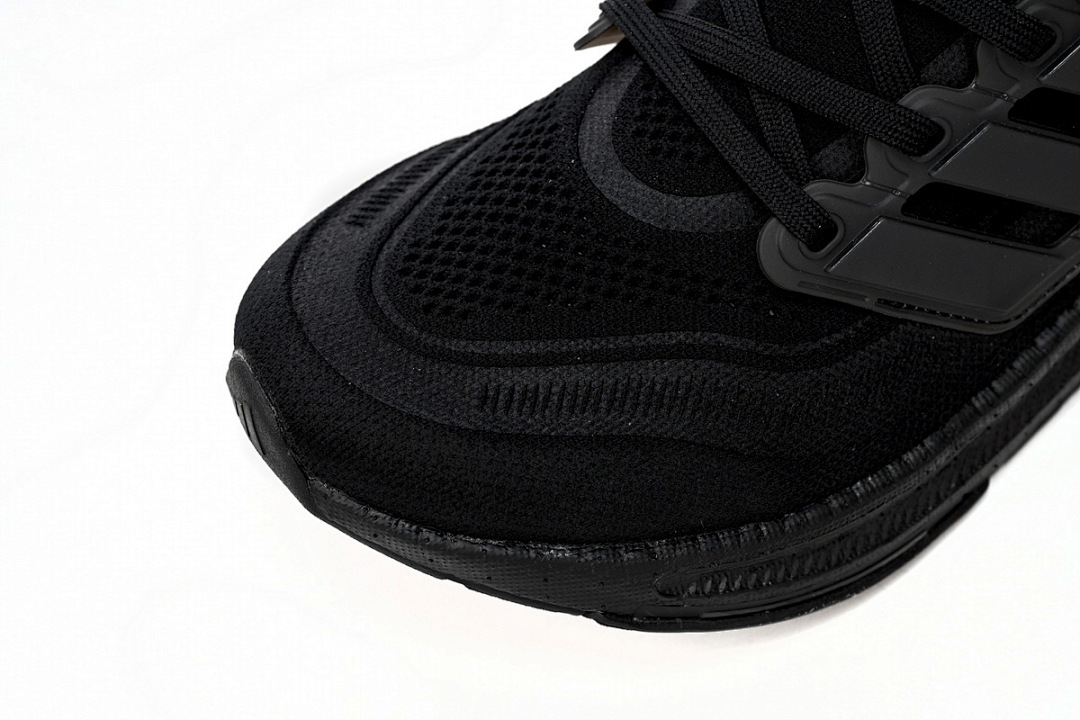 Adidas Ultra Boost 2023 LIGHT Black And White GZ5159