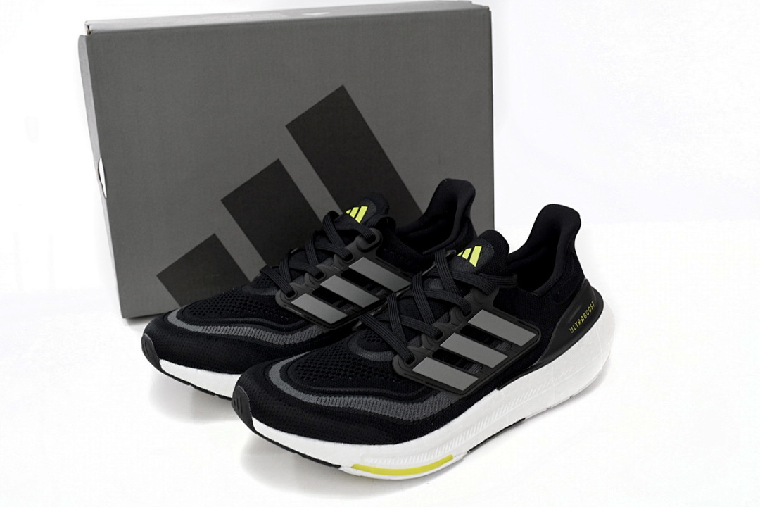 Adidas Ultra Boost 2023 LIGHT Black And White HQ6339