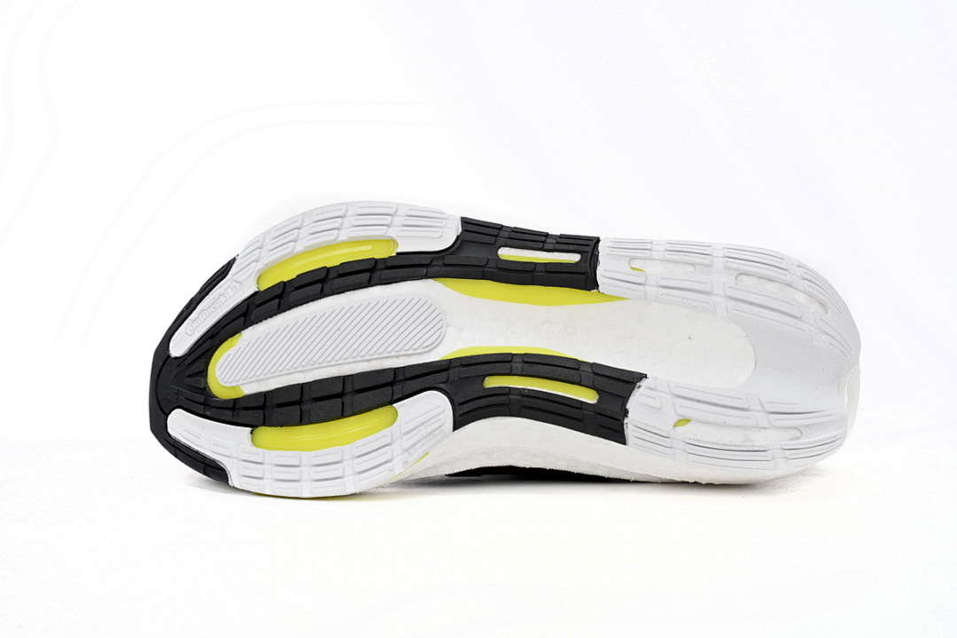 Adidas Ultra Boost 2023 LIGHT Black And White HQ6339