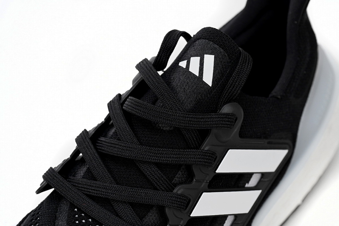 Adidas Ultra Boost 2023 LIGHT Black And White HQ6340