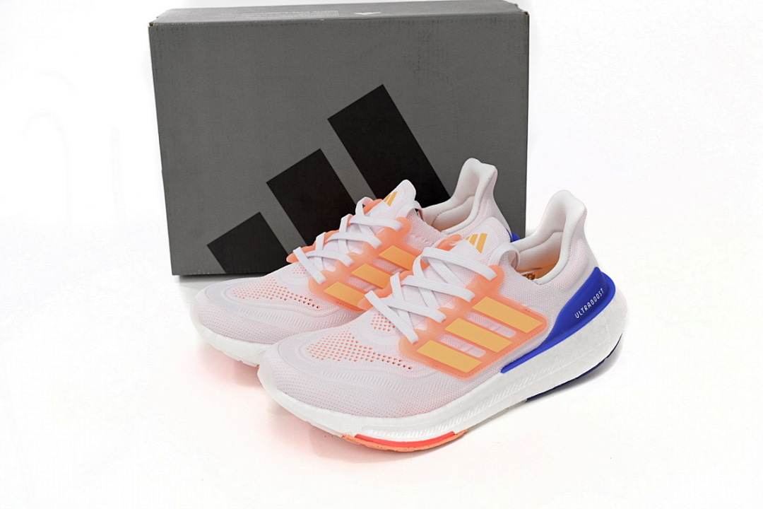 Adidas Ultra Boost 2023 LIGHT Black And White HQ6352
