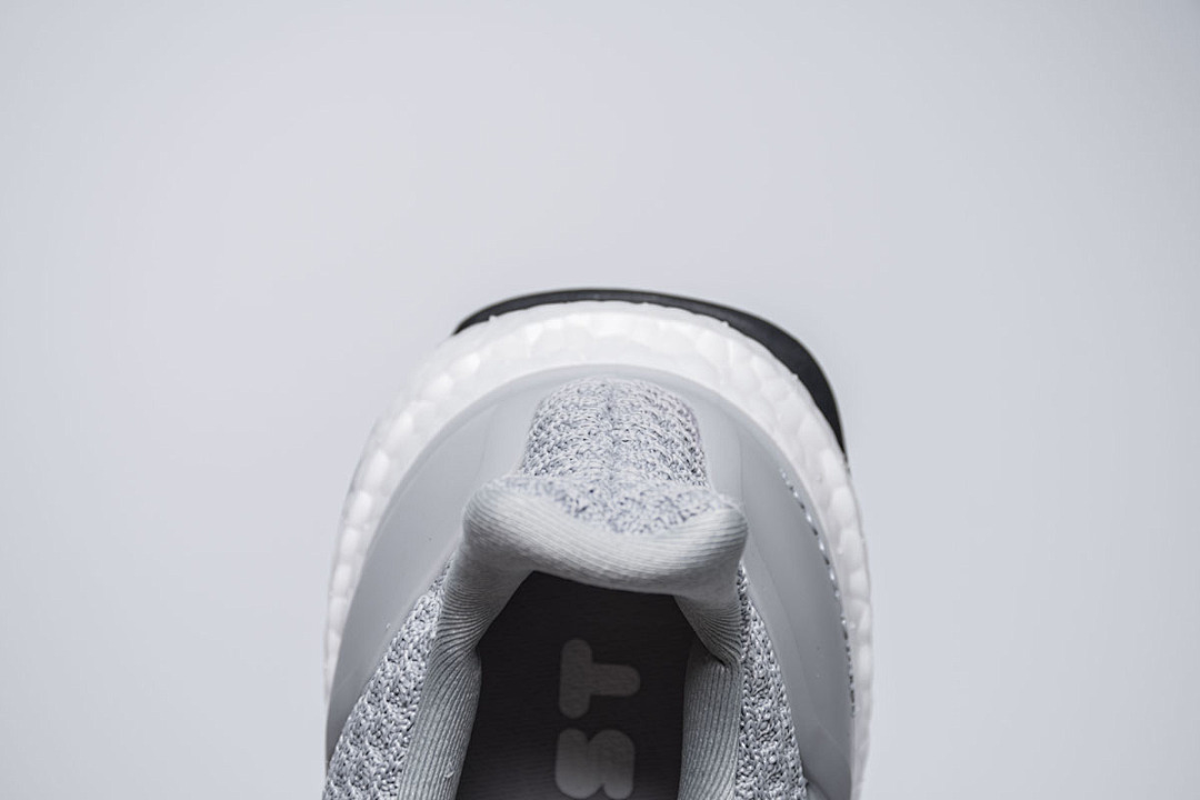 Adidas Ultraboost 4.0 Grey White Sneaker