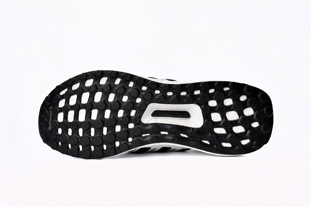 Adidas Ultraboost 4.0 White Navy Blue Sneaker