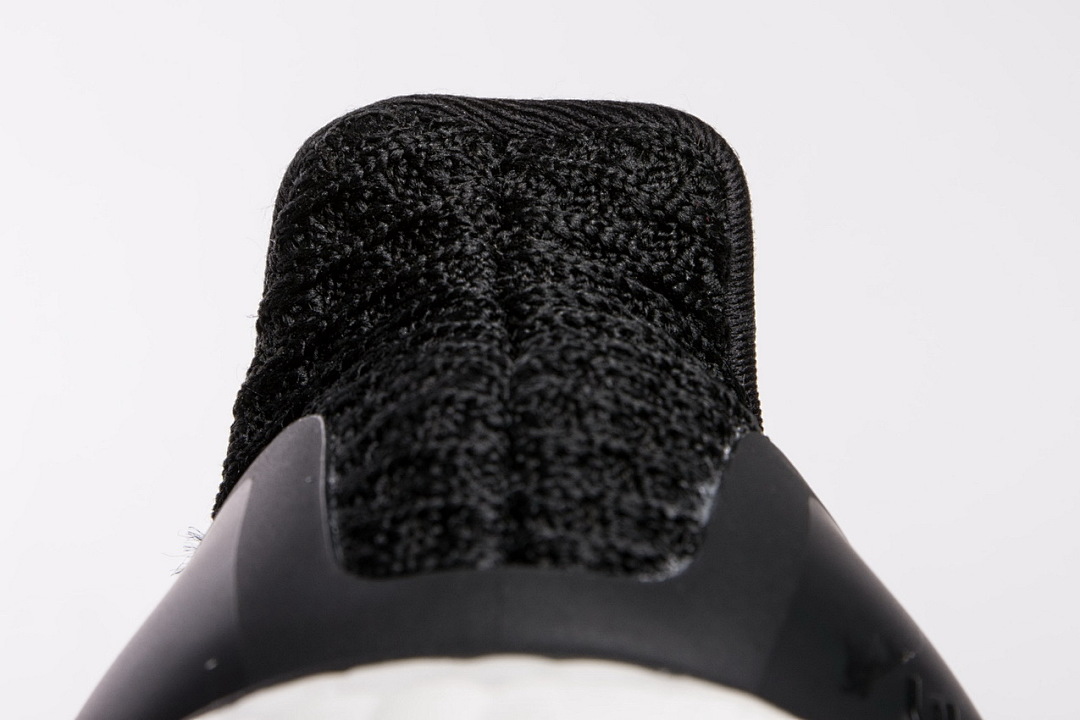 Adidas Ultra Boost 4.0 Black White Sneaker