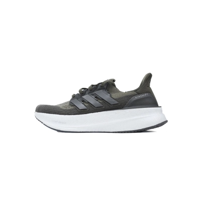 Adidas UltraBoost 5 01