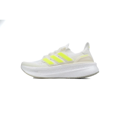 Adidas UltraBoost 5 01