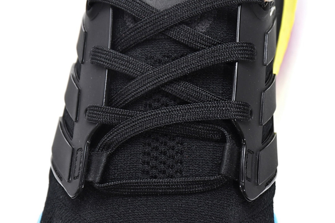  adidas Ultra Boost 2022 Black Gradient Yellow GV8829