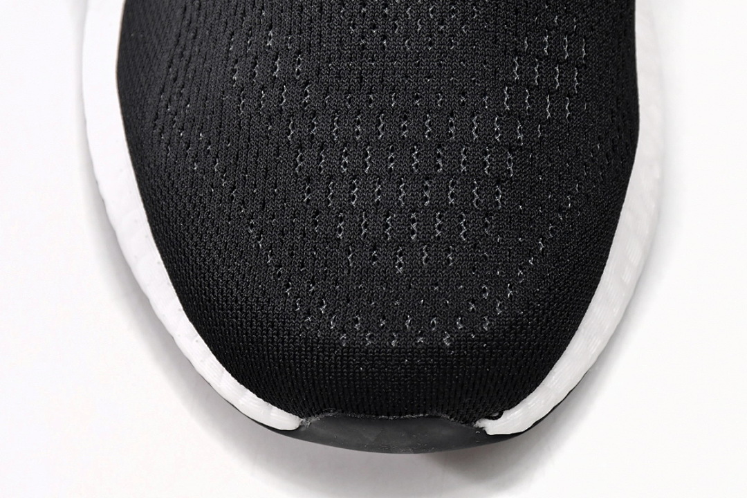 GW4832 adidas Pure Boost 21 Black White