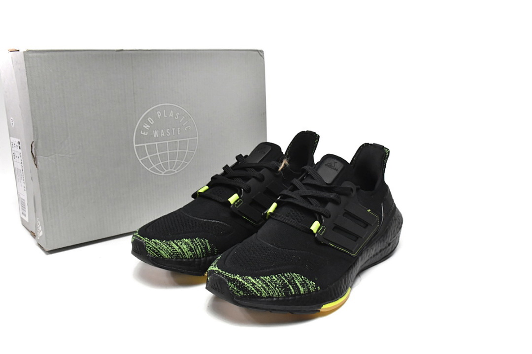  adidas Ultra Boost 2022 Black Solar Yellow GX5915