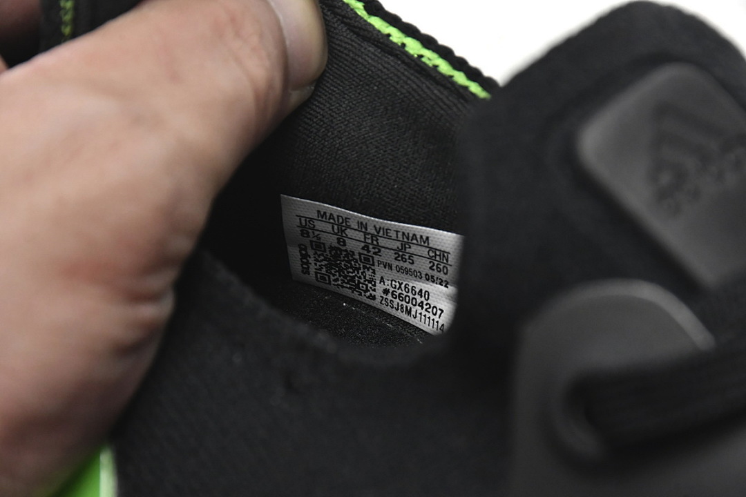  adidas Ultra Boost 2022 Black Solar Green GX6640