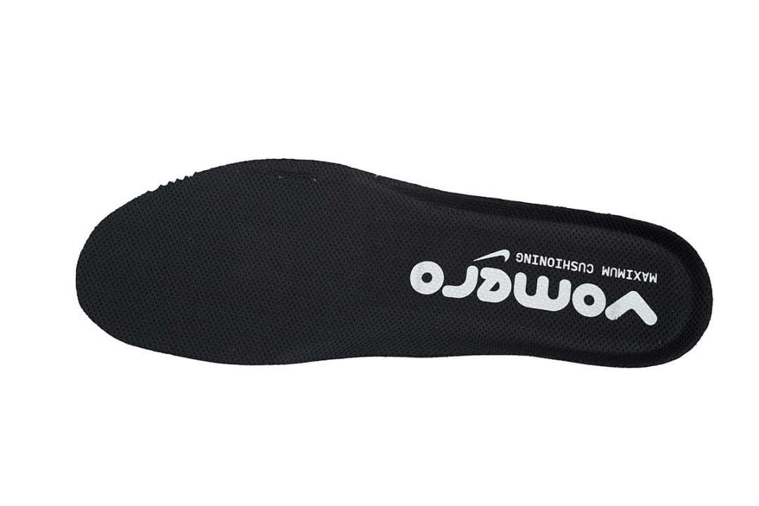 HQ2050- 005 NIKE Vomero 19 All Black