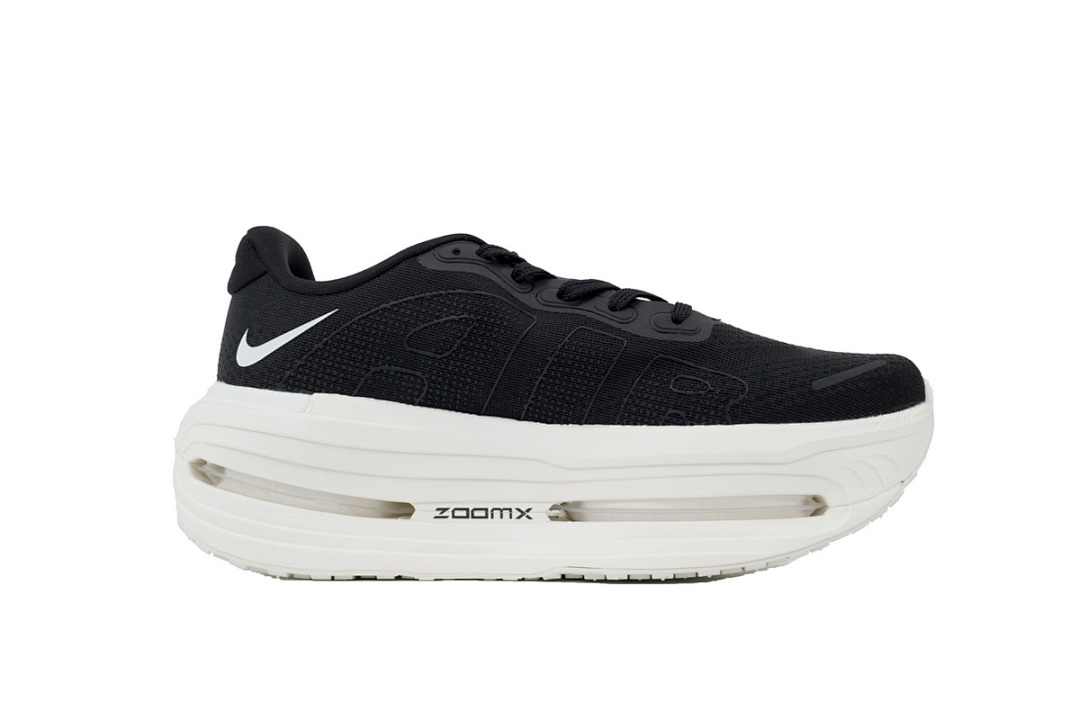 HQ2050 -007 NIKE Vomero 19 Black And White