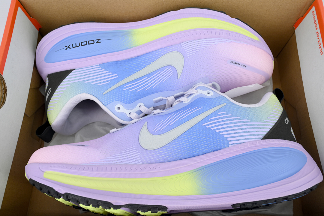 IB5169-500 NIKE Wmns Vomero 18 SE