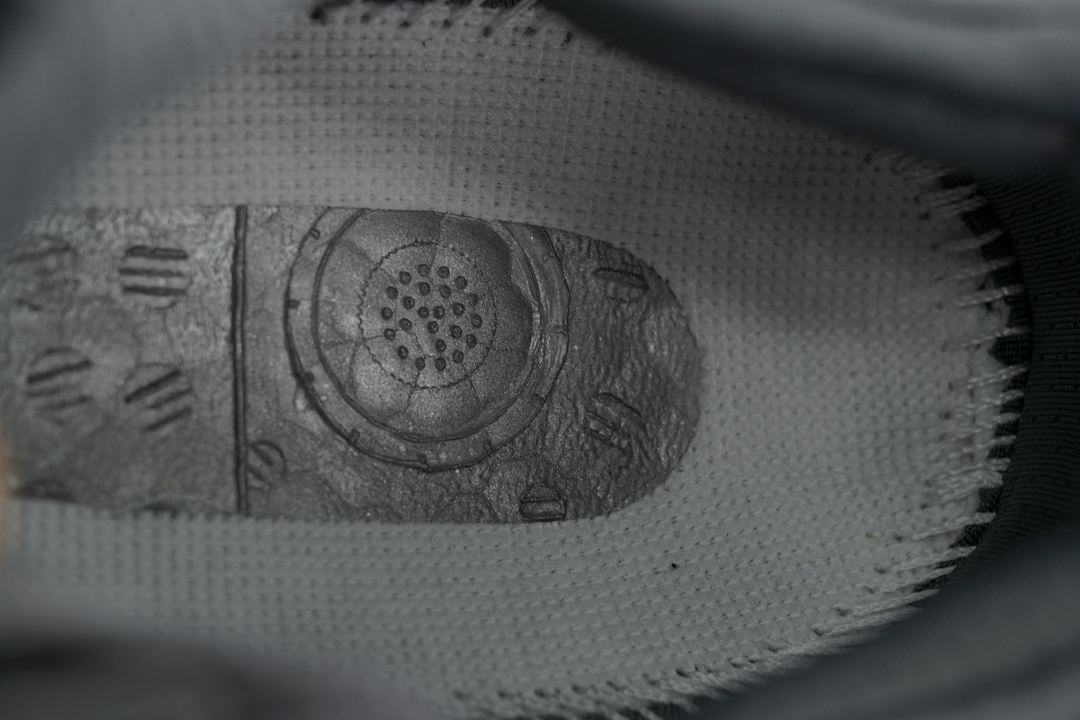  Adidas UltraBoost 5 IF1483