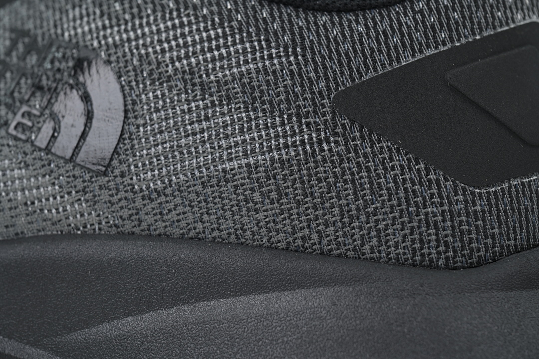 The North Face Vectiv Enduris 4 Black Anthracite Grey NF0A8AEPW90-090