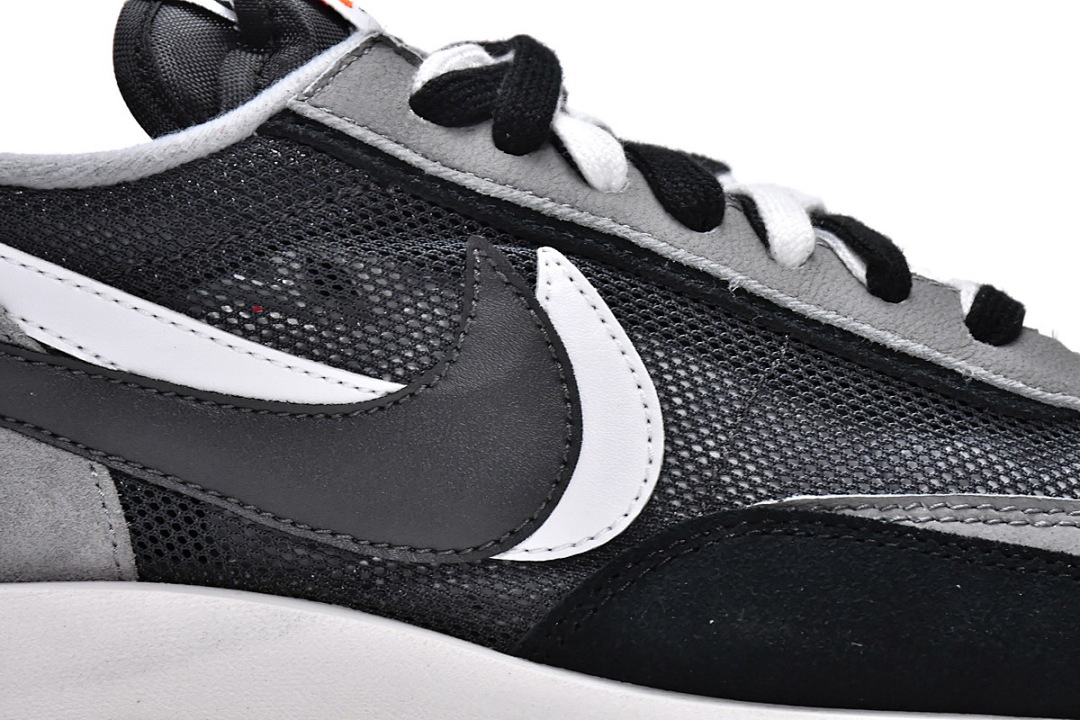 BV0073-001 Sacai x Nike LDV Waffle Black