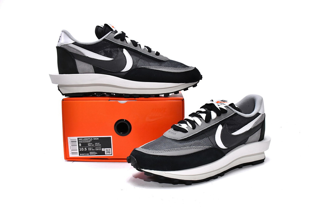 BV0073-001 Sacai x Nike LDV Waffle Black