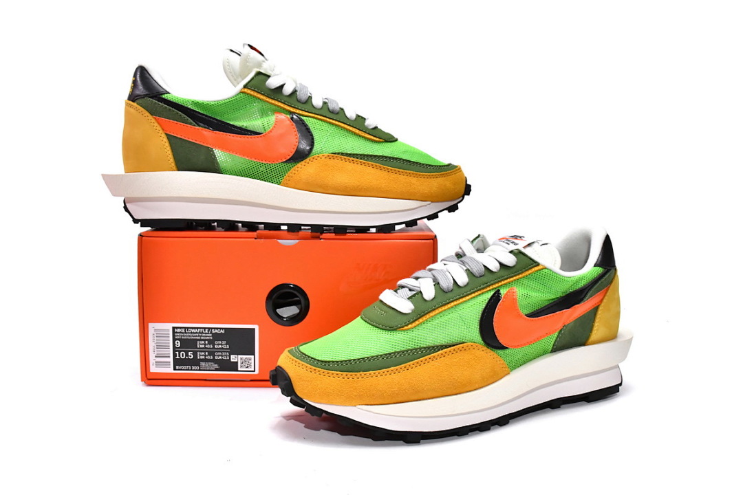 BV0073-300 Sacai x Nike LDV Waffle Green Gusto