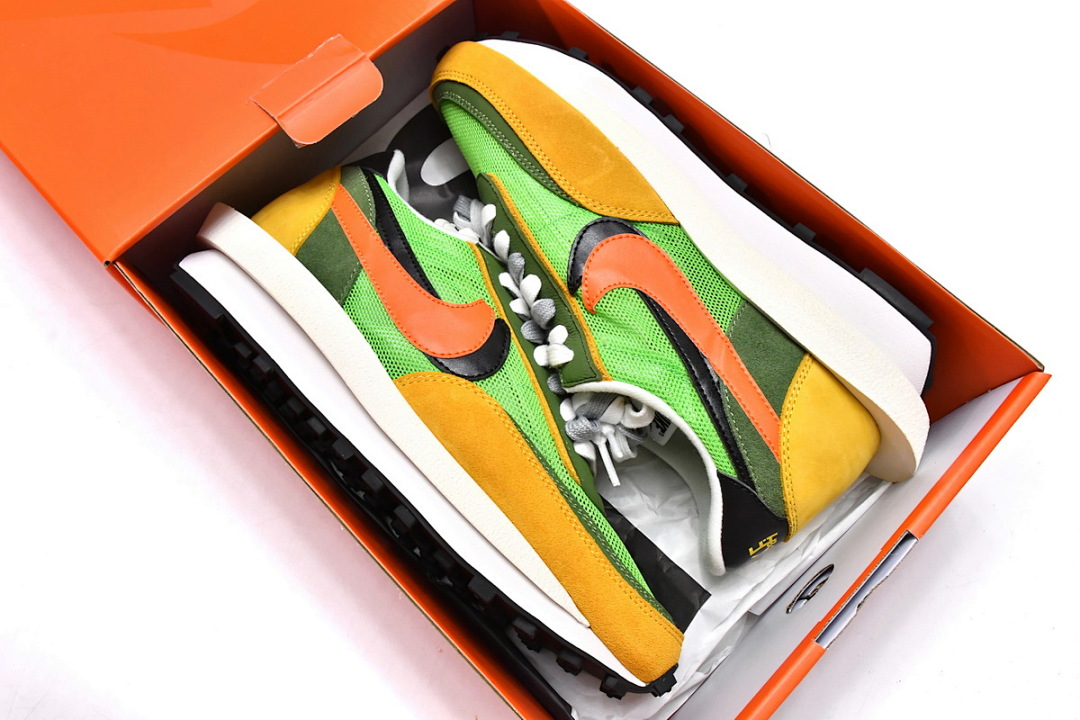 BV0073-300 Sacai x Nike LDV Waffle Green Gusto