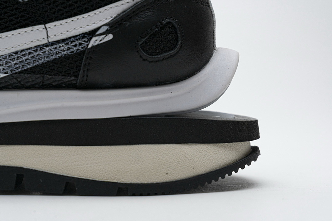 CI9928-001 Sacai x Nike Pegasua Vaporfly Black White