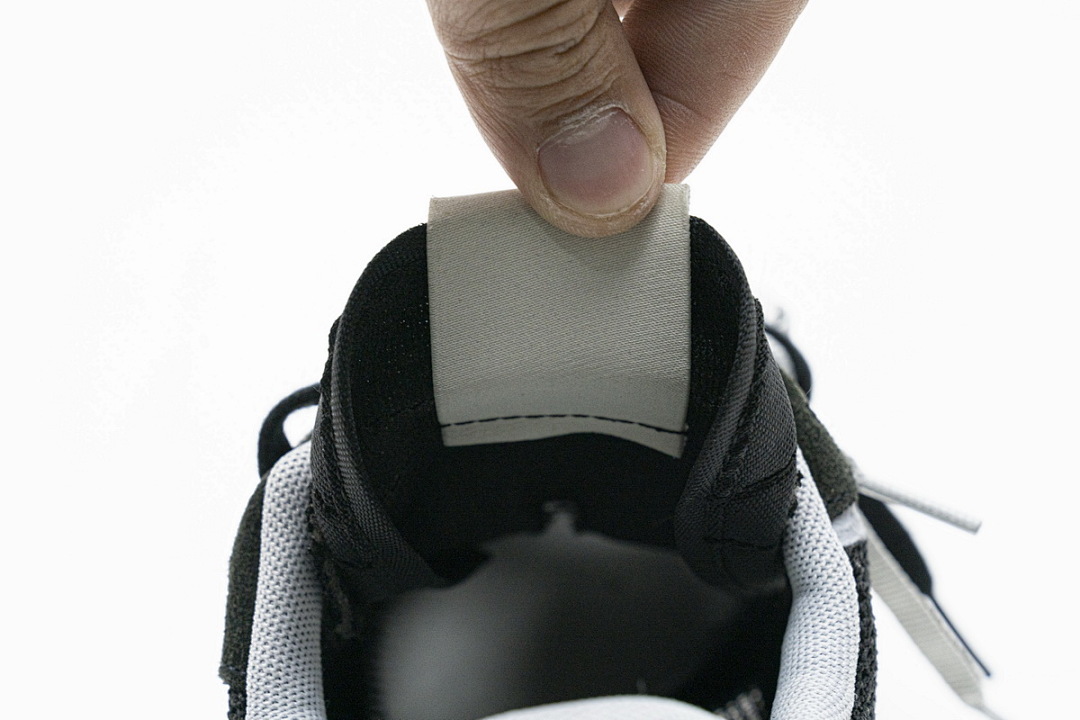 CI9928-001 Sacai x Nike Pegasua Vaporfly Black White