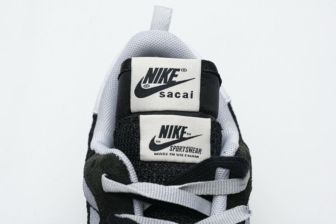 CI9928-001 Sacai x Nike Pegasua Vaporfly Black White