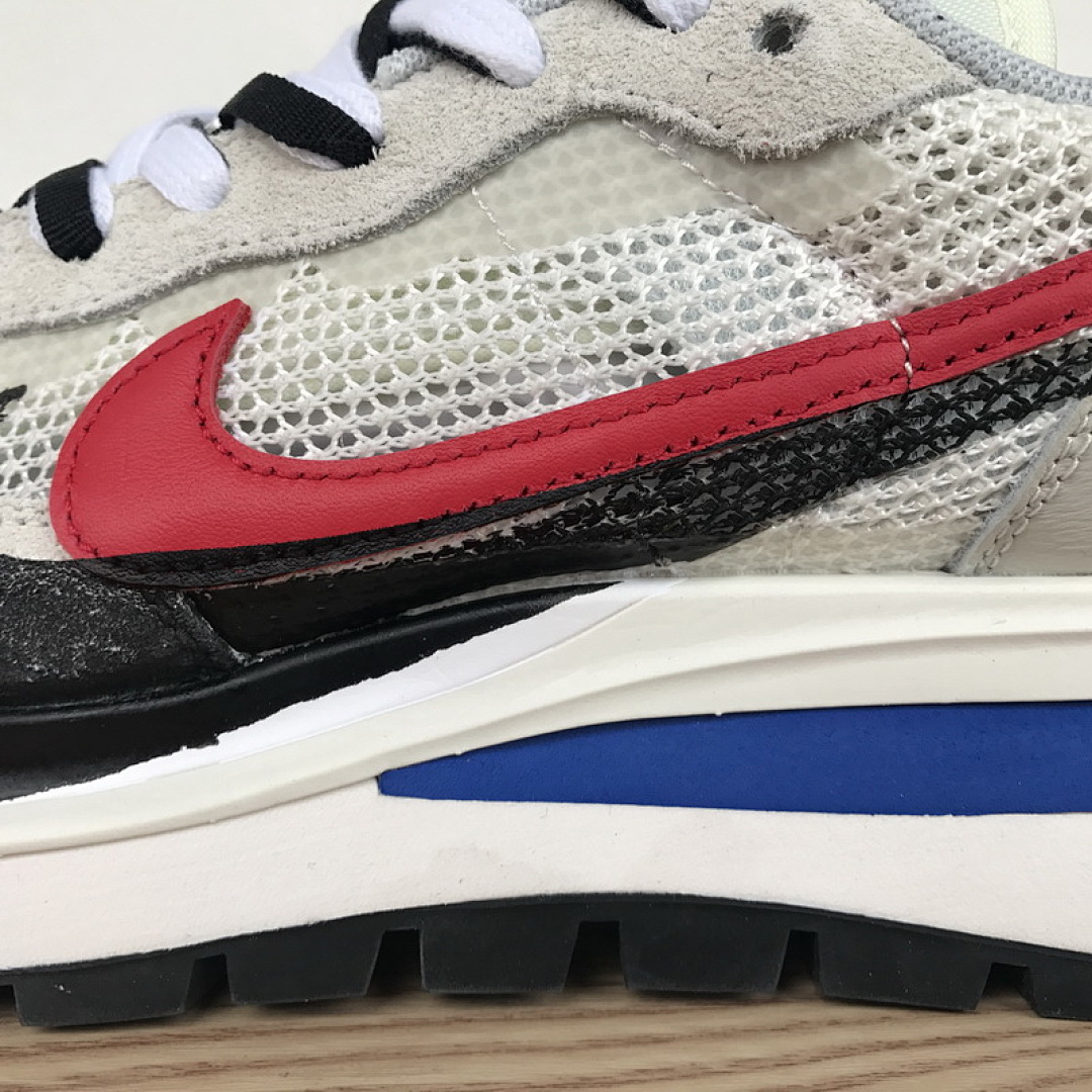 CV1363-100 Sacai x Nike Pegasua Vaporfly Villain Grey Blue Red