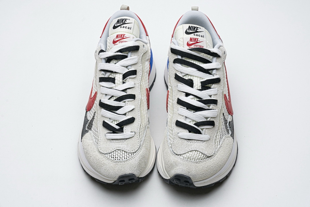 CV1363-100 Sacai x Nike Pegasua Vaporfly Villain Grey Blue Red