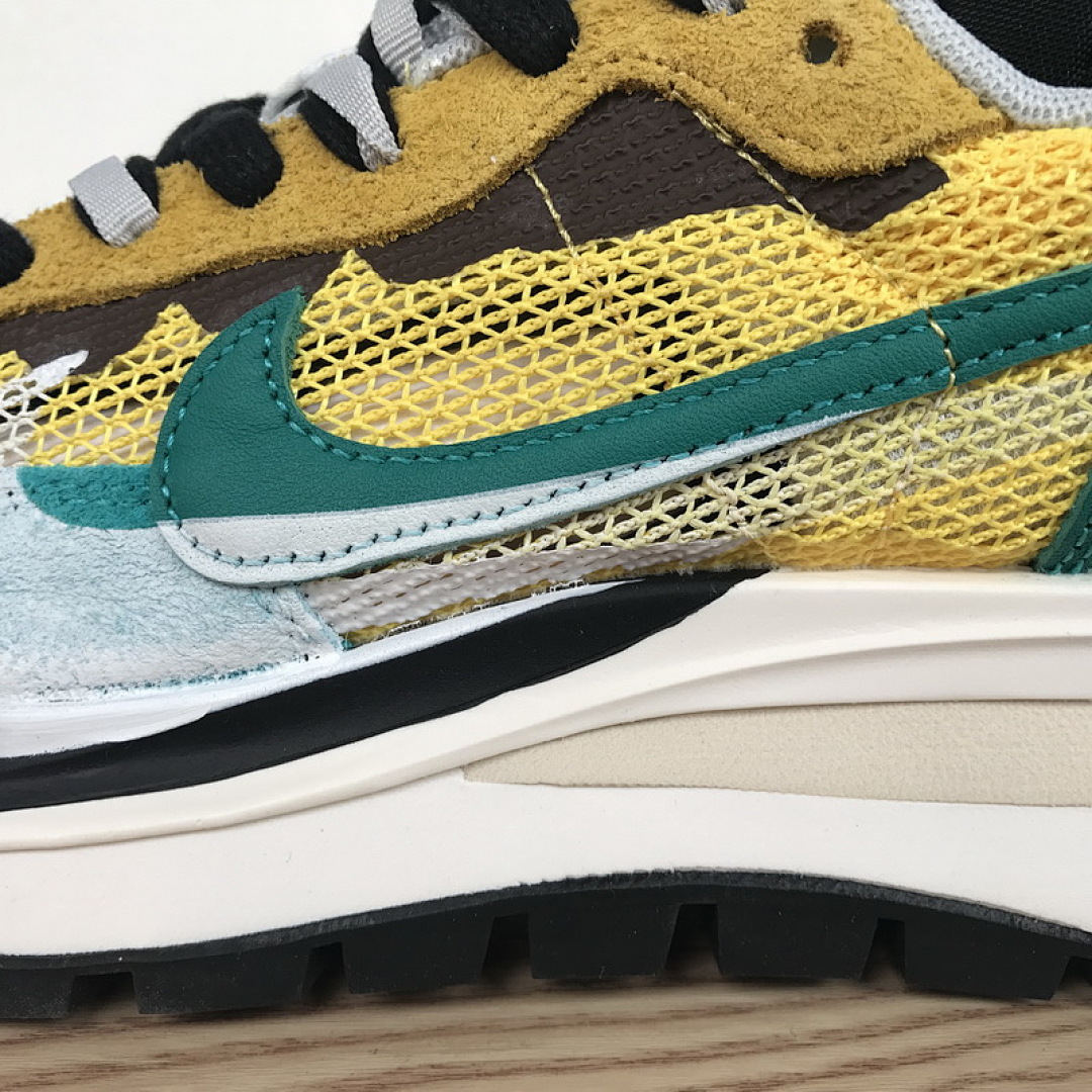 CV1363-700 Sacai x Nike Pegasua Vaporfly Yellow Green