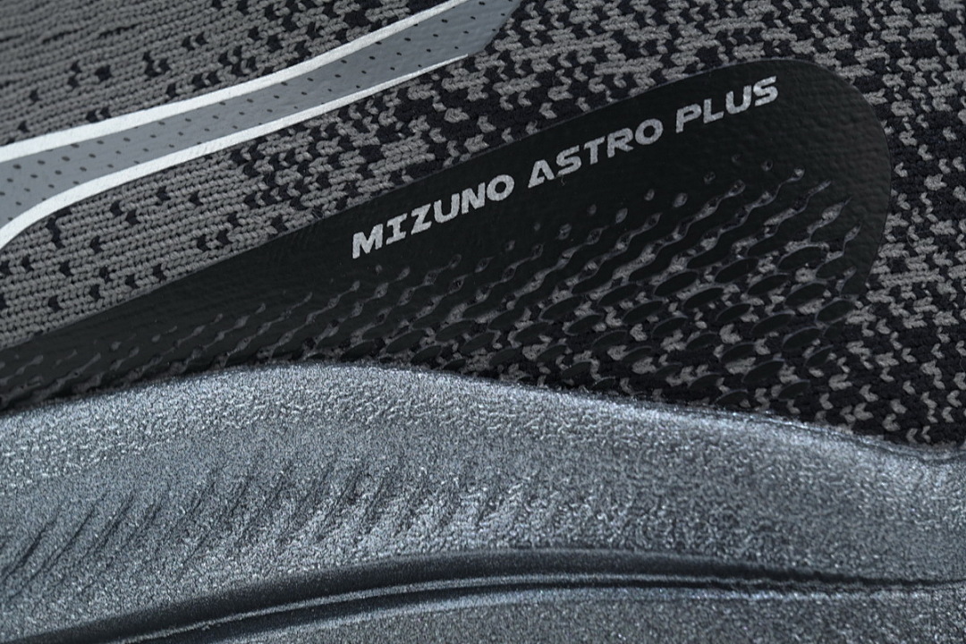 D1GH240107 Mizuno Astro Plus