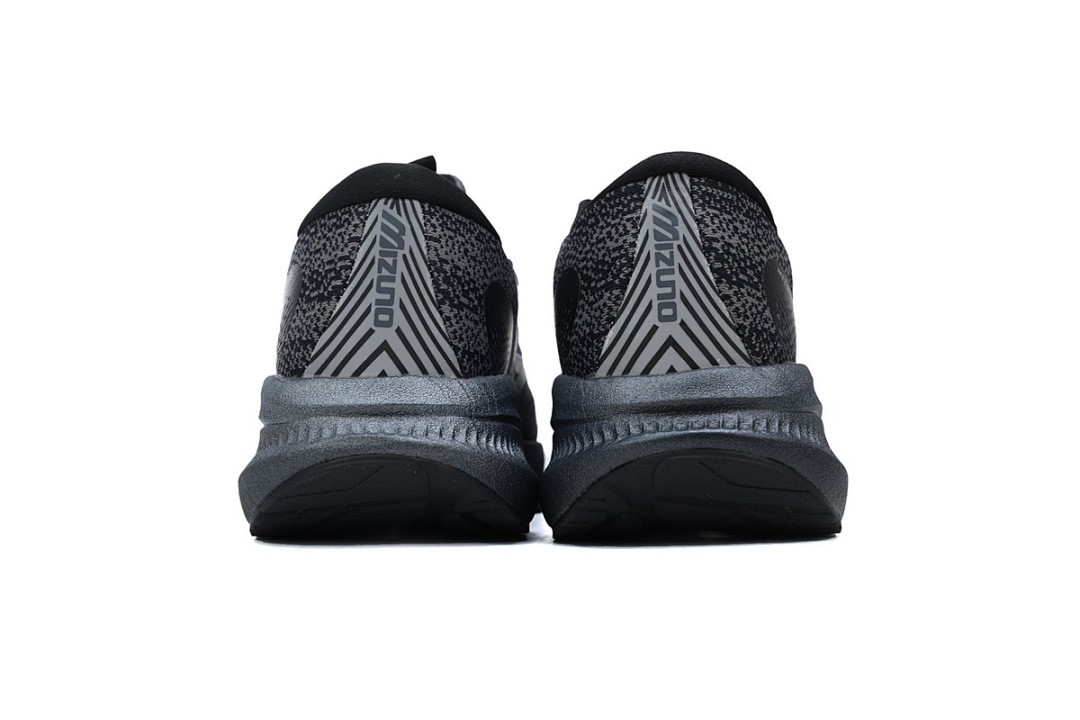 D1GH240107 Mizuno Astro Plus