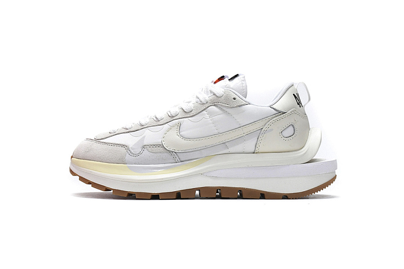 DD1875-100 Sacai x Nike VaporWaffle White
