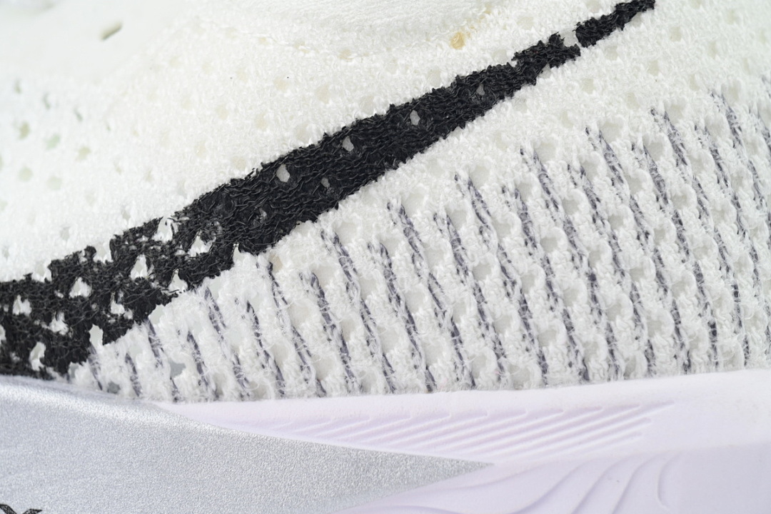 DV4129-100 ZoomX VaporFly Next