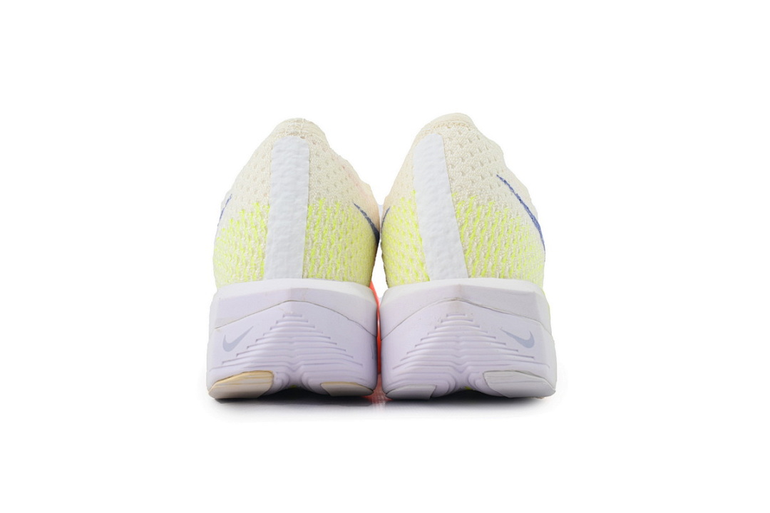 DV4129-101 ZoomX VaporFly Next