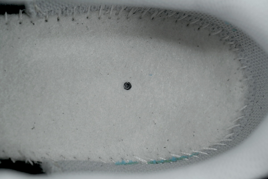 HF0015-002 Nike P-6000