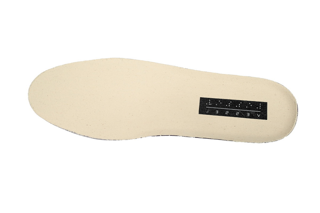 Lows Black Fragrant Powder