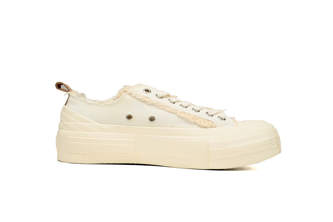 Lows Classic All White