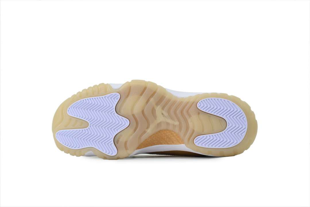 Air Jordan 11 Low AH7860-102