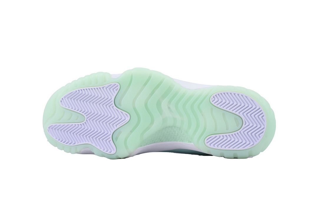 Air Jordan 11 Retro Low Mint Green Ice Sneakers AH7860-103 