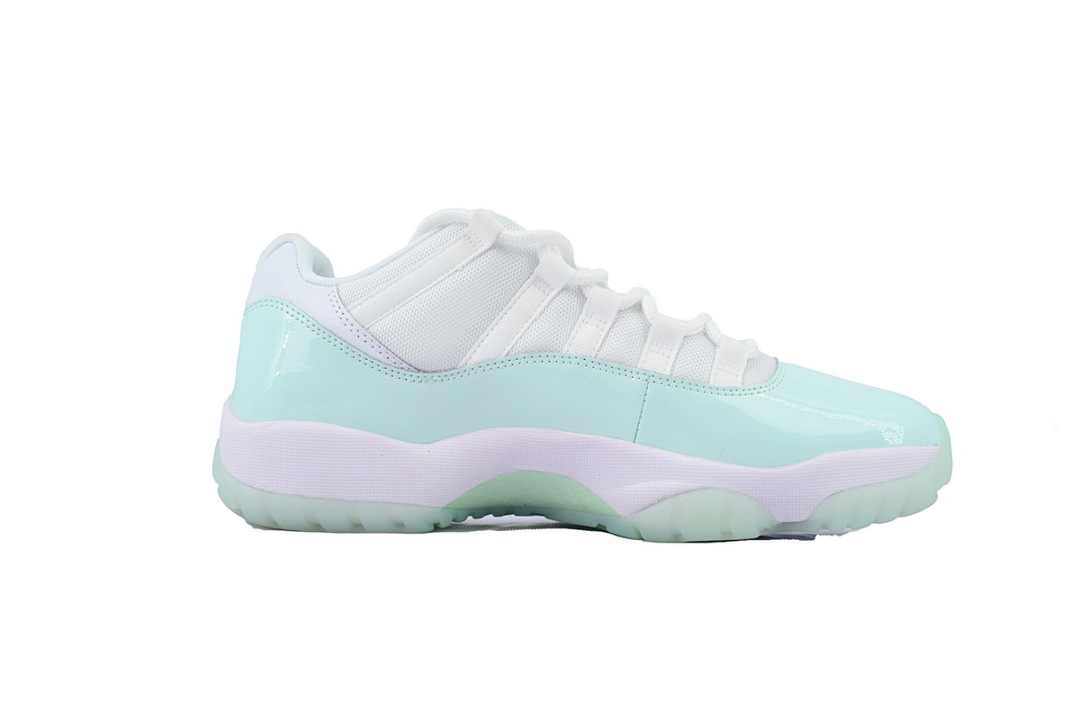 Air Jordan 11 Retro Low  AH7860-103 