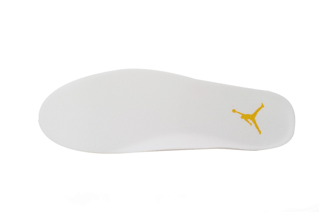  Air Jordan 11 Low WMNS AH7860-107