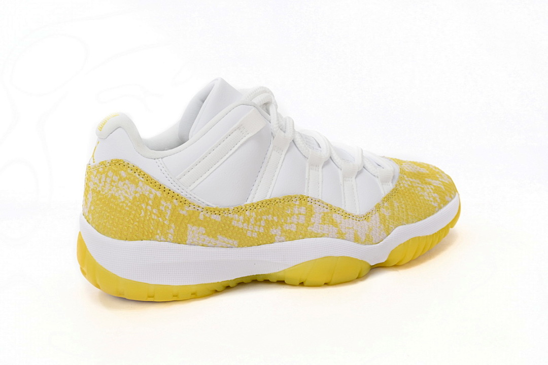  Air Jordan 11 Retro Low WMNS AH7860-107
