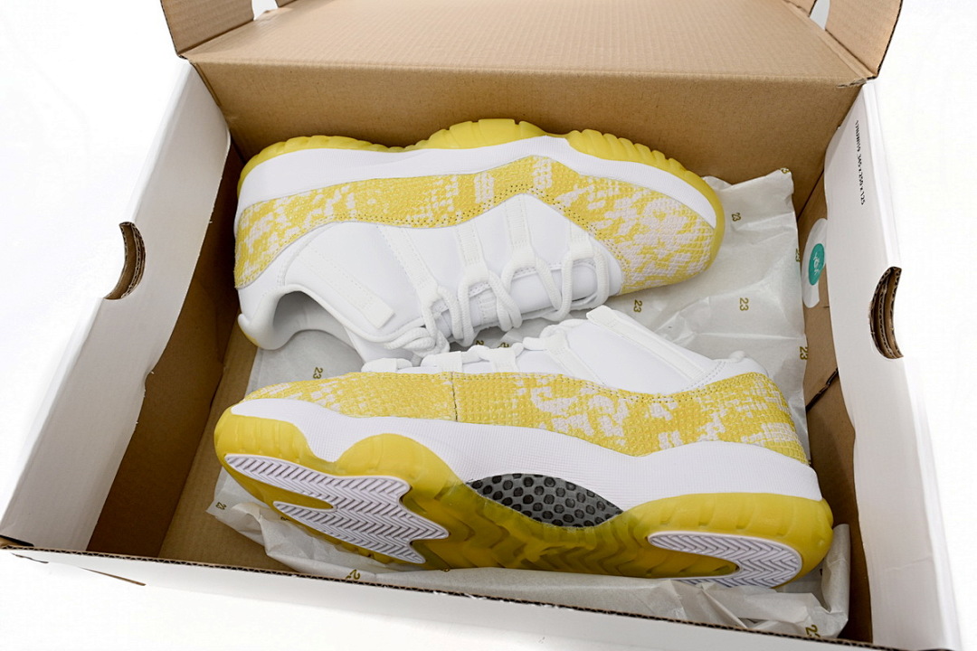  Air Jordan 11 Retro Low WMNS AH7860-107
