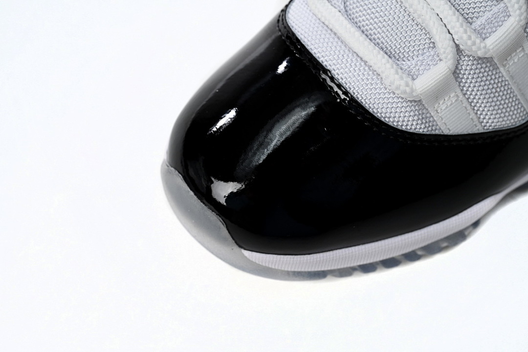 Air Jordan 11 Retro